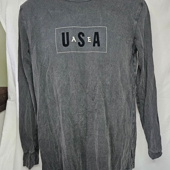 American Eagle Long Sleeve Graphic T, Mens Size S - Picture 1 of 3